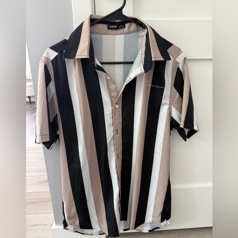 SHEIN Men’s Short-Sleeve Vertical Stripe Button-Down - Black, Beige & White